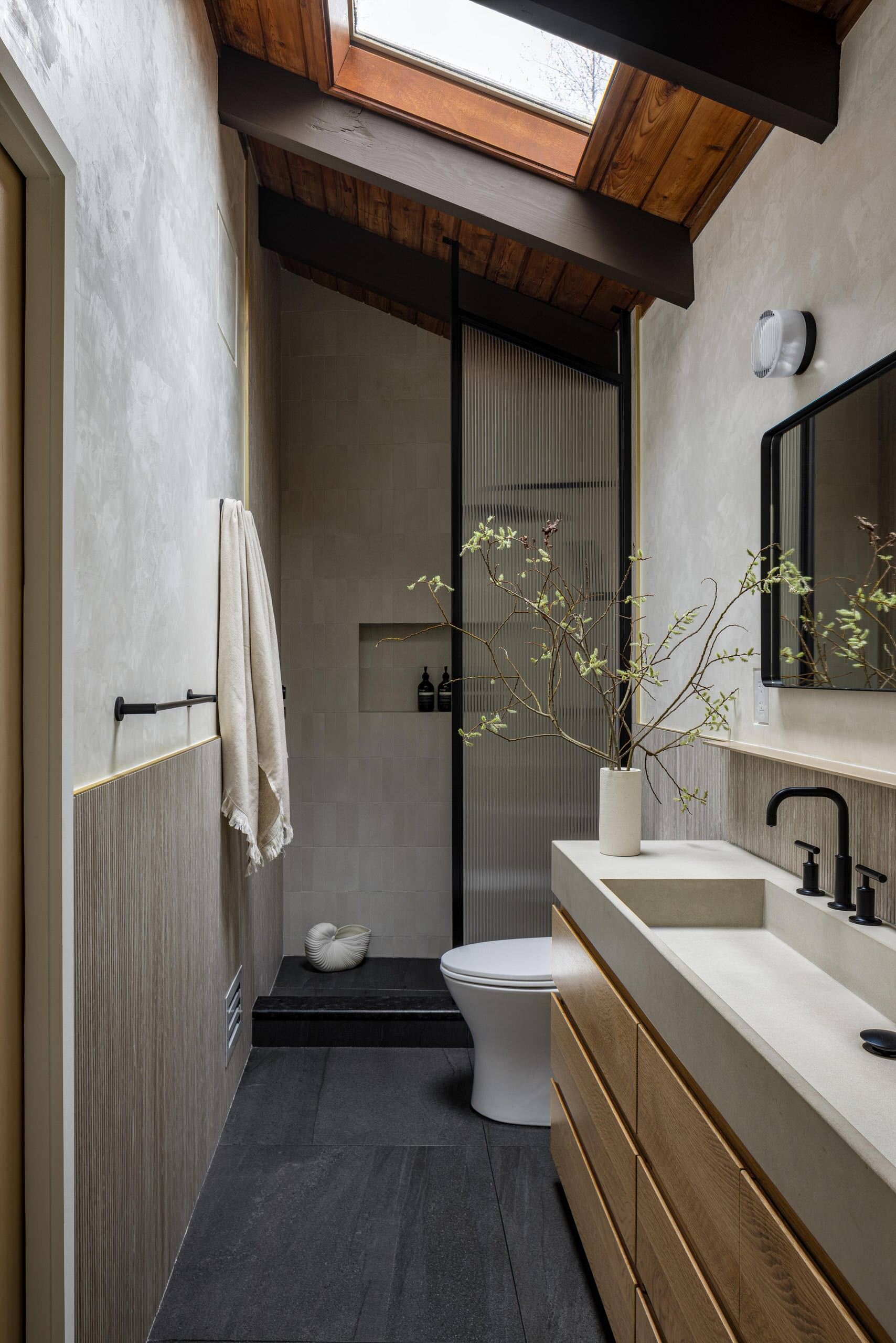 75 Kleine Badezimmer Ideen &amp; Bilder - Juli 2024 | Houzz De intended for Luxus Badezimmer Klein